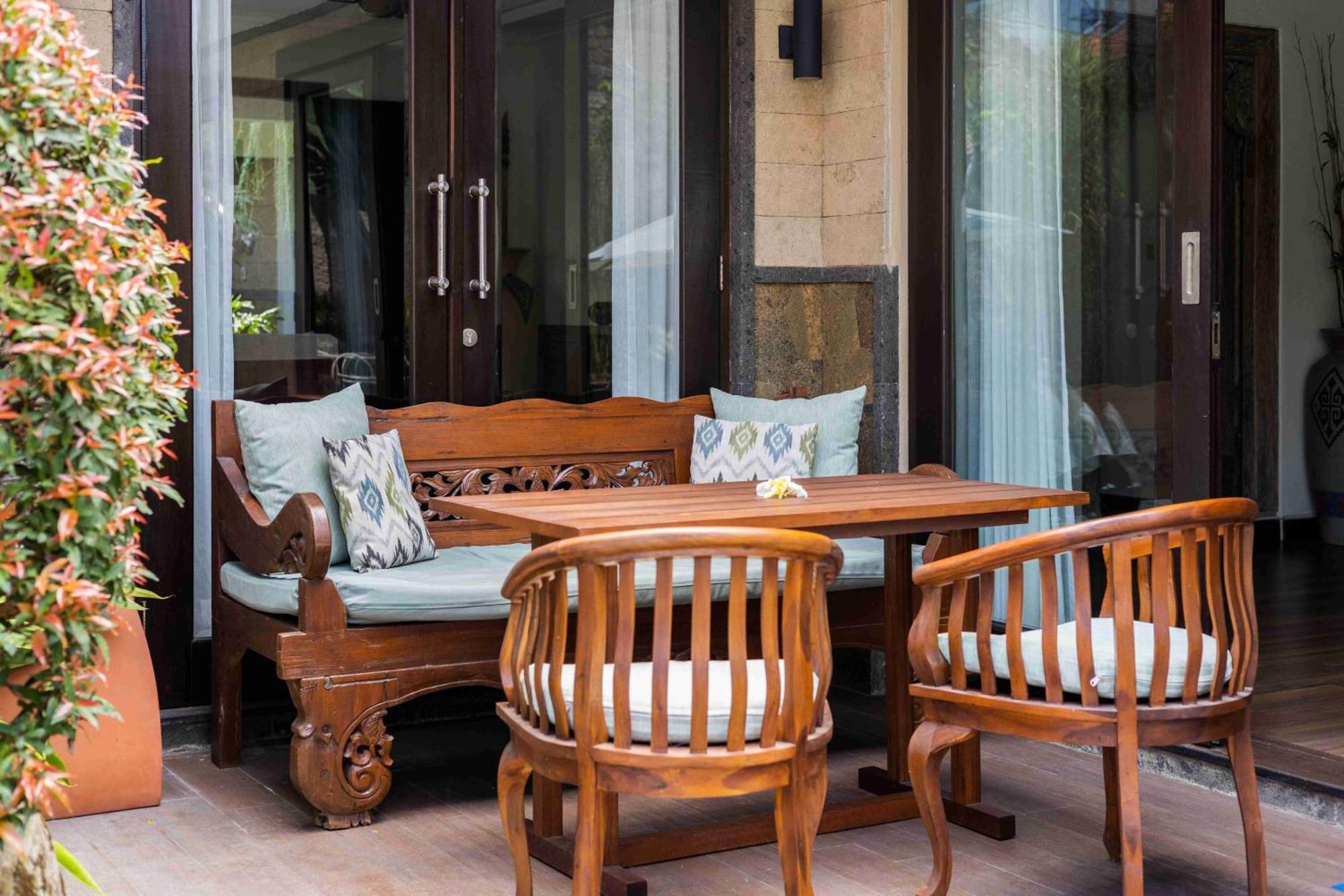 Villa Nesanur - Comfortable & Spacious Beachside Sanur Экстерьер фото