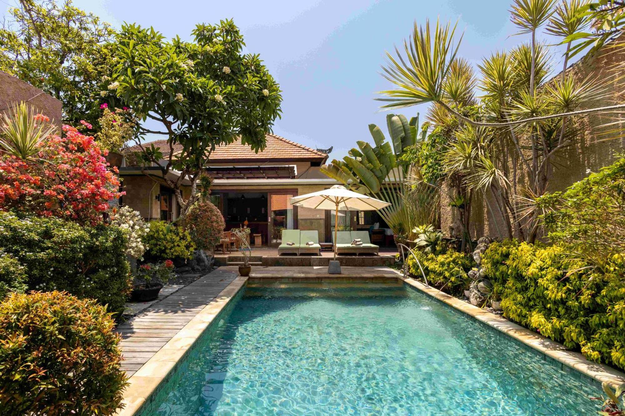 Villa Nesanur - Comfortable & Spacious Beachside Sanur Экстерьер фото